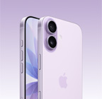 iPhone 17, levandulová barva, pohled zepředu, šikmý pohled zezadu, modul s Fusion fotosoustavou nahoře, ovladač fotoaparátu, pohled zepředu na obrazovku přes celou přední stranu, akční tlačítko a tlačítka hlasitosti