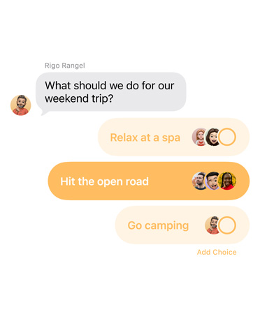 Gros plan de la nouvelle fonctionnalité de sondage dans Messages, des personnes utilisent la conversation de groupe pour voter pour le lieu où partir en week-end